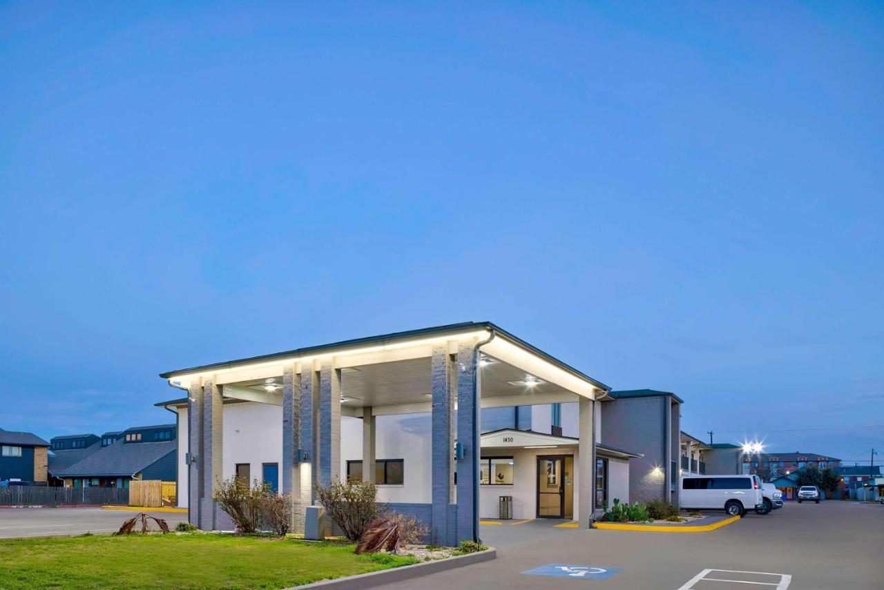 Studio 6 Waco Downtown Baylor Εξωτερικό φωτογραφία
